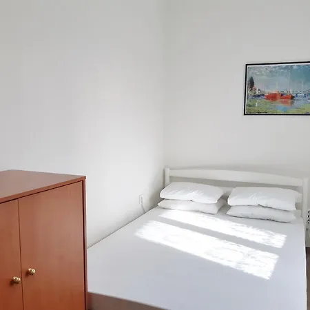 K & M Apartment