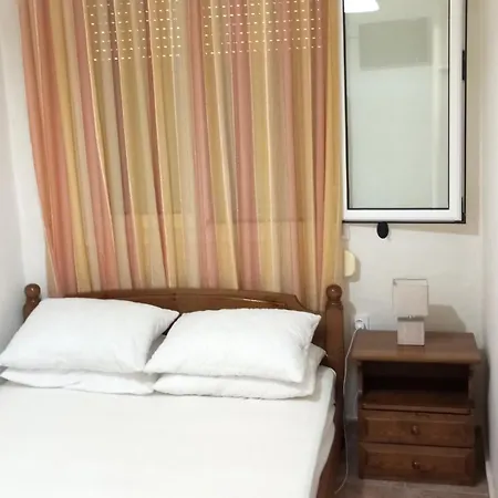 K & M Lefkada City